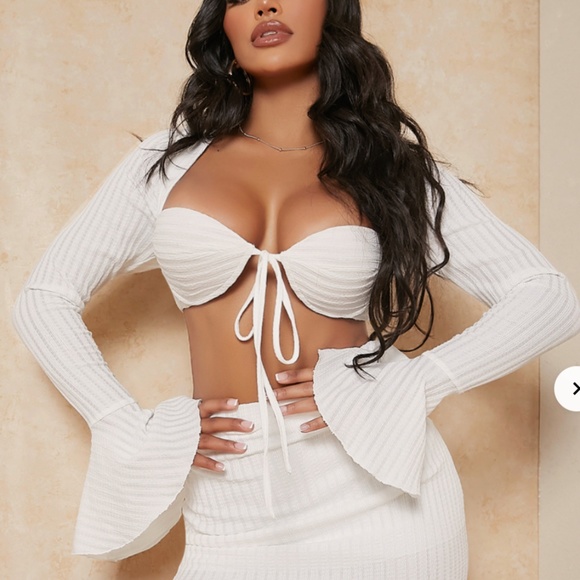 Bell Sleeve Tie Front Top - Picture 4 of 4